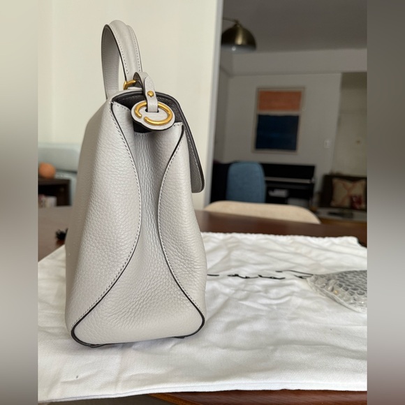 Oscar De La Renta The Poppy Bag in Pearl Grey - Picture 2 of 11